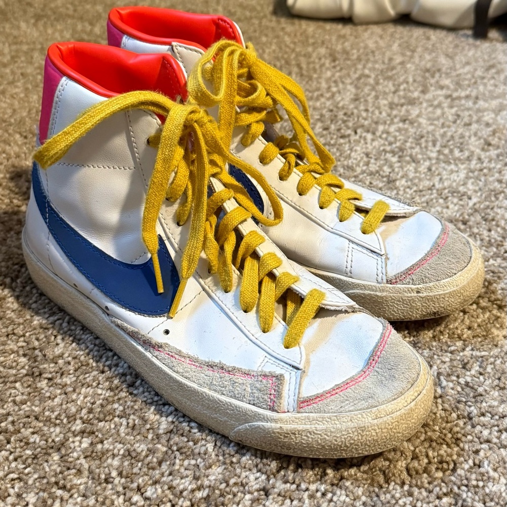 Nike White Sneakers with Blue and Yellow Highlights